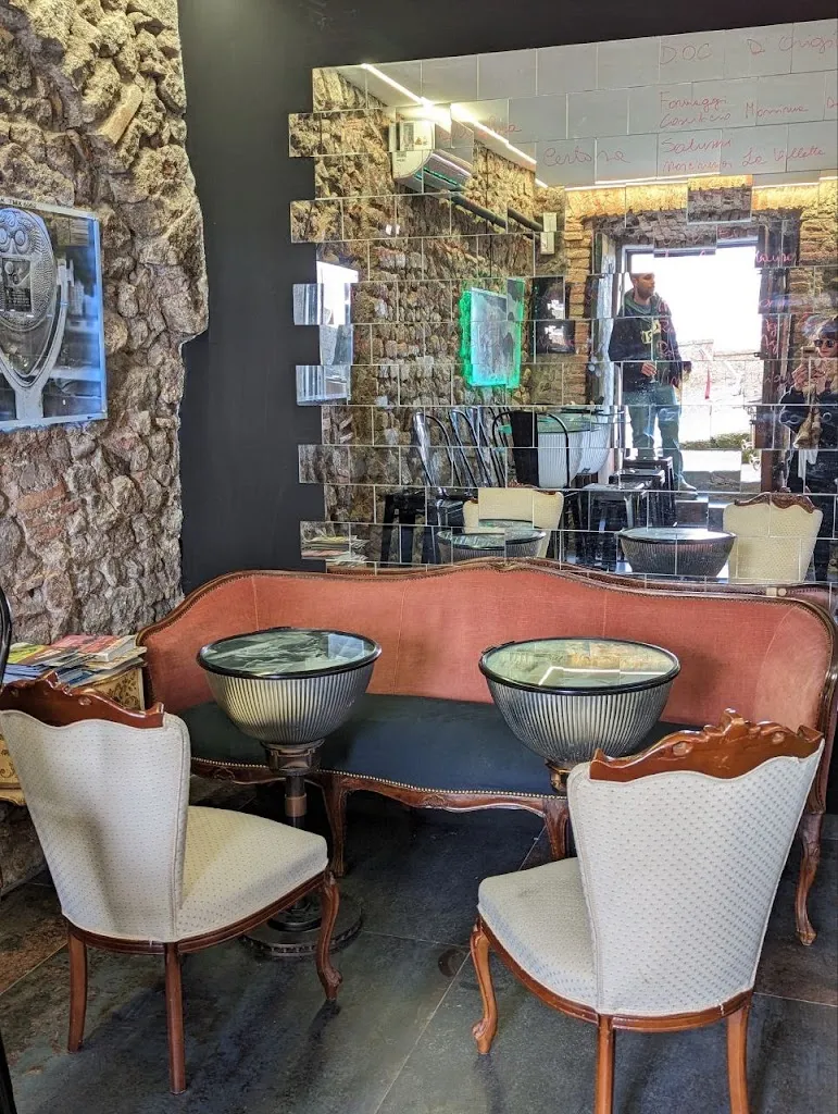 D.O.C. Wine Bistrot_Castel Gandolfo_slider_image_1