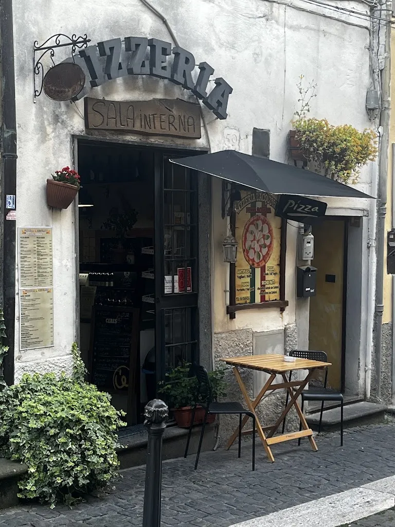 Pizzeria L'acquolina restaurant in Castel Gandolfo