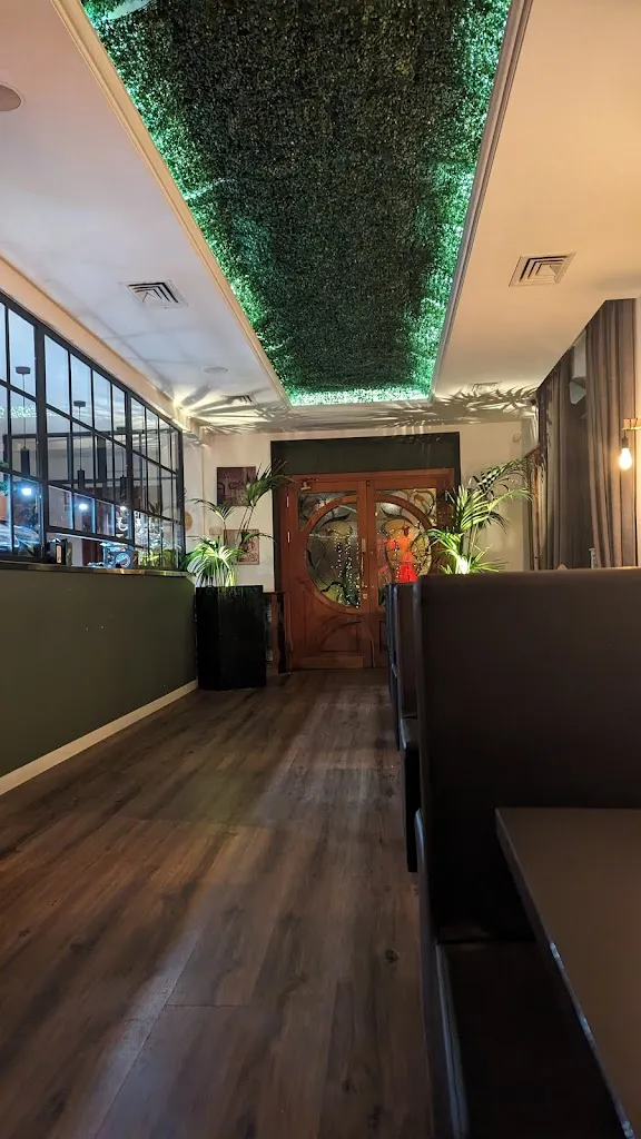 xexe parte_BLANCO Garden_Castel Gandolfo_review