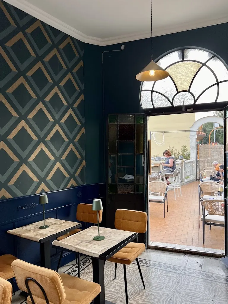 CRISTIANA AMOROSO_La Bonne Bouteille_Castel Gandolfo_review