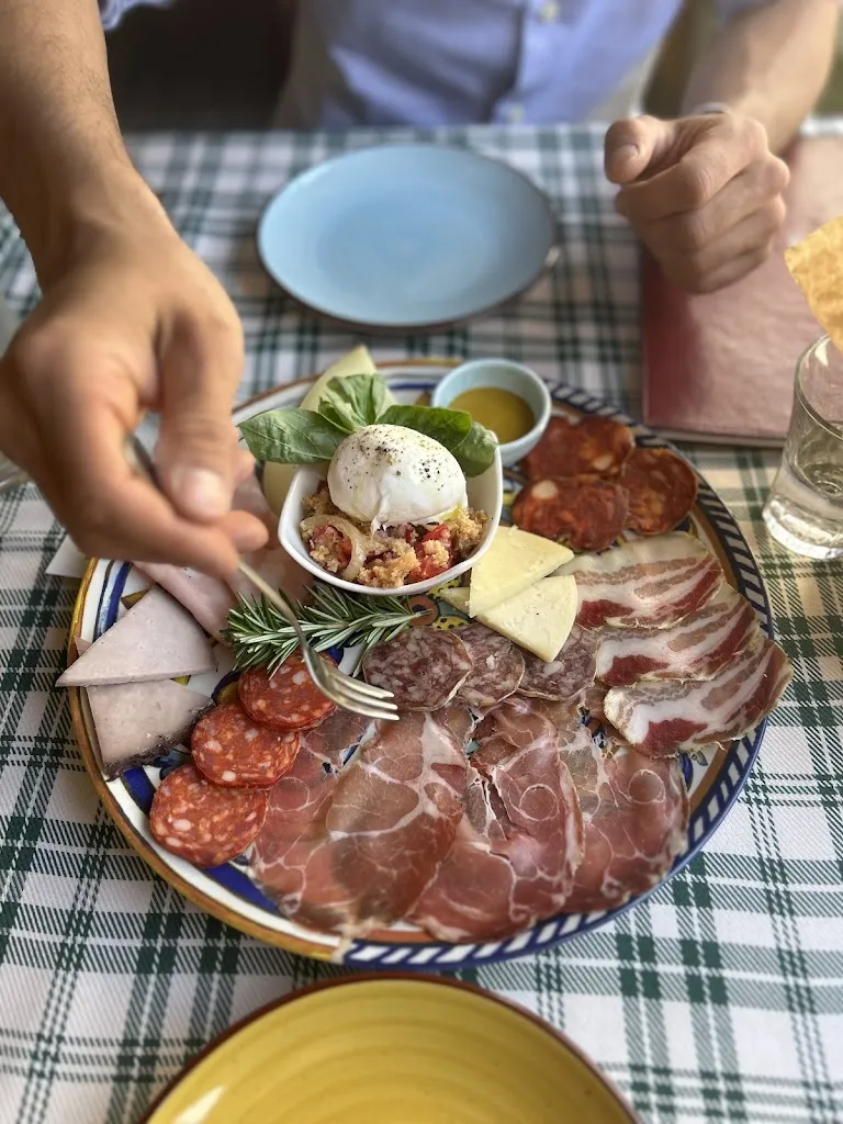 Gabriele Ecossi_Le Cucine del Castello_Castelnuovo di Porto_review