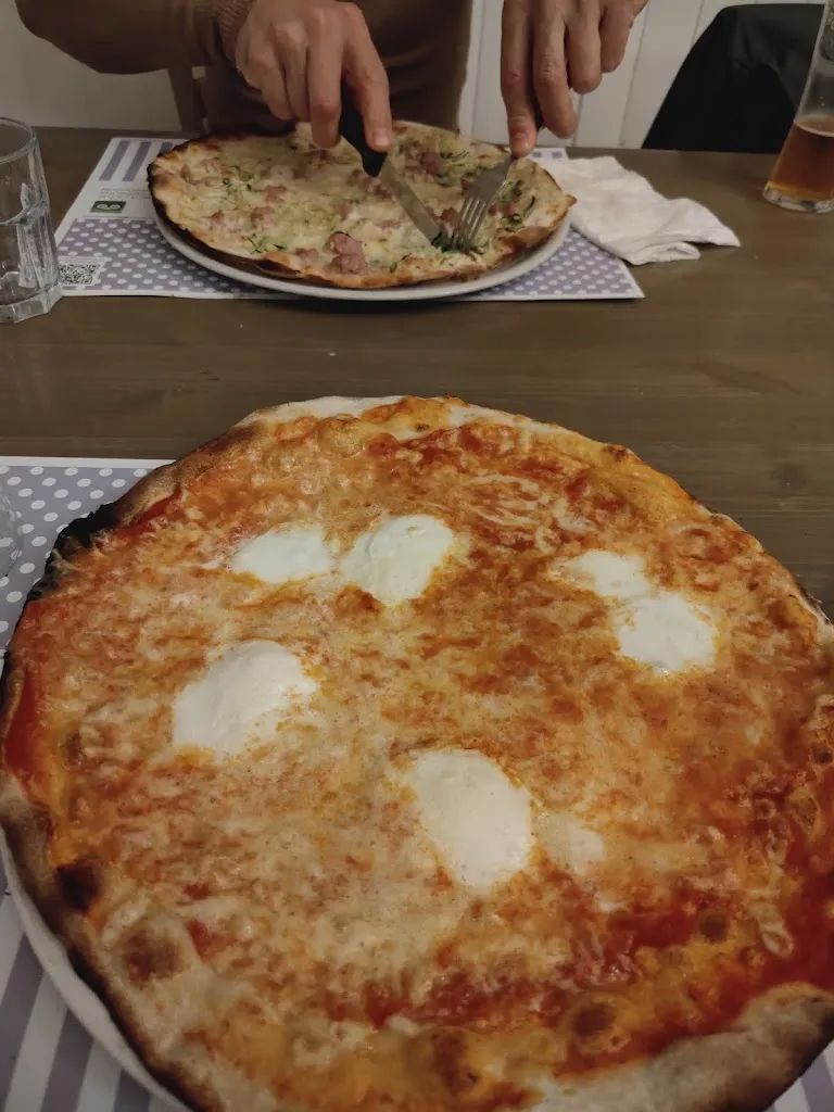 Pizzeria Ristorante Doppio Zero_Castelnuovo di Porto_slider_image_3