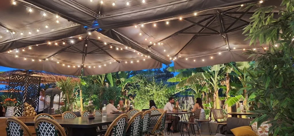 Raffineria Bistrot restaurant in Castelnuovo di Porto