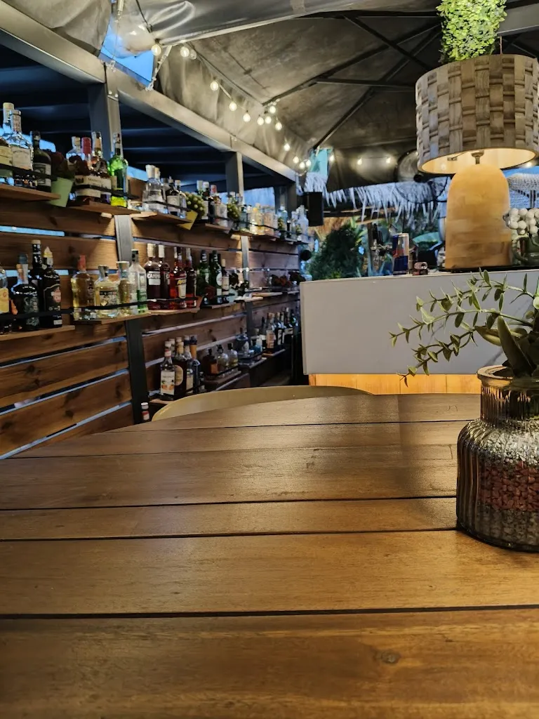 Raffineria Bistrot_Castelnuovo di Porto_slider_image_3