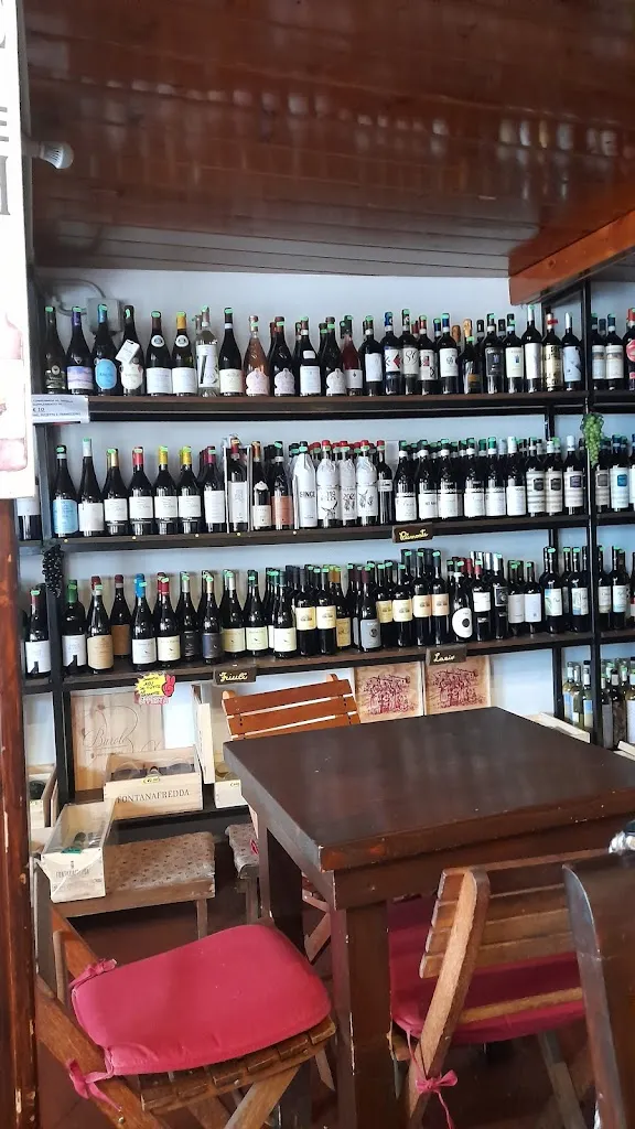 Enoteca Il Grappolo_Castelnuovo di Porto_slider_image_1