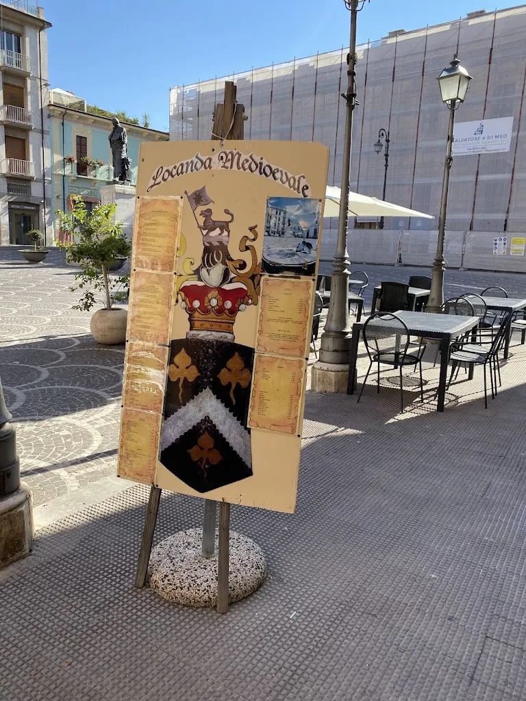 Julia Carbonaro_Locanda Medievale_Sulmona_recensione