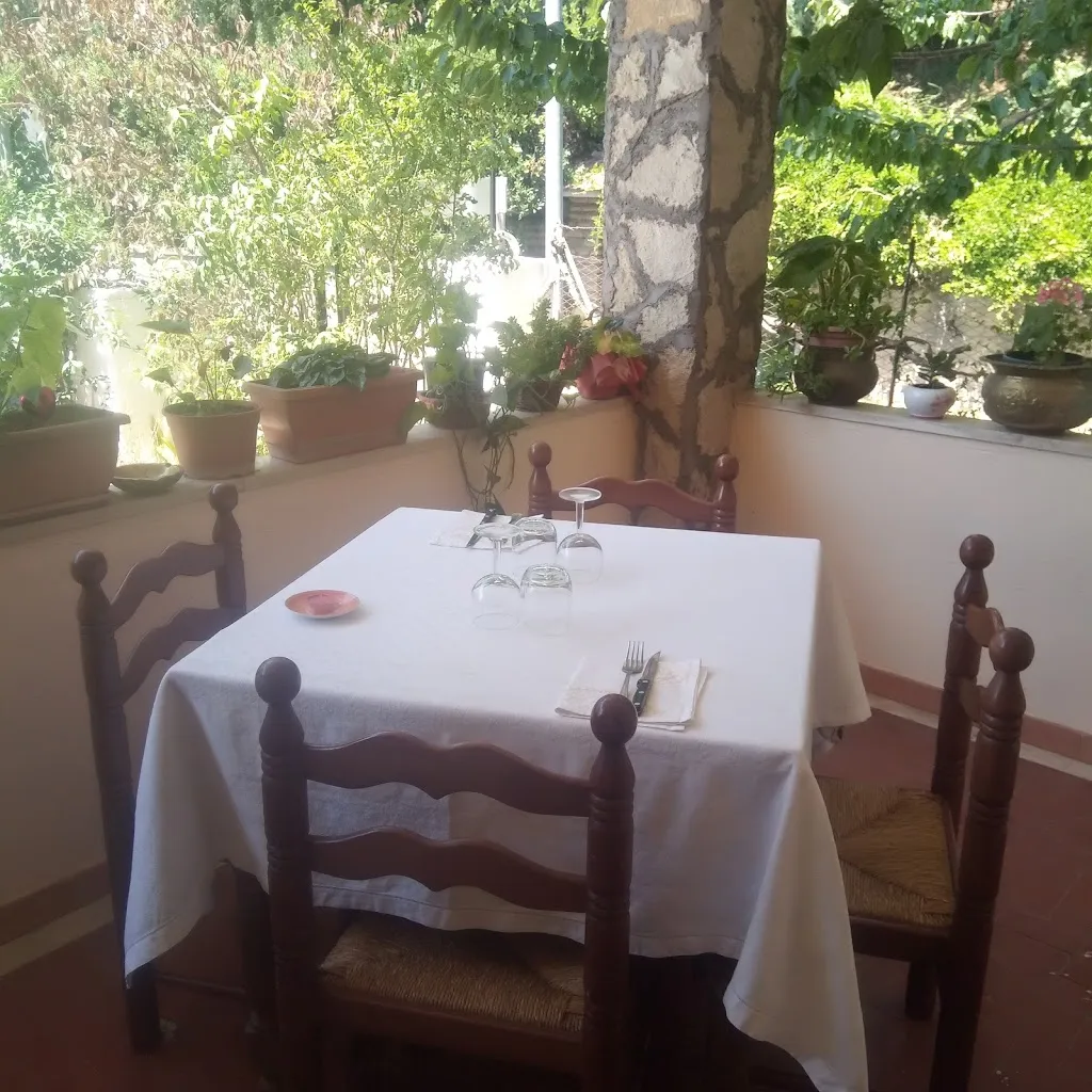 Da Mandolino restaurant in Castelnuovo di Porto