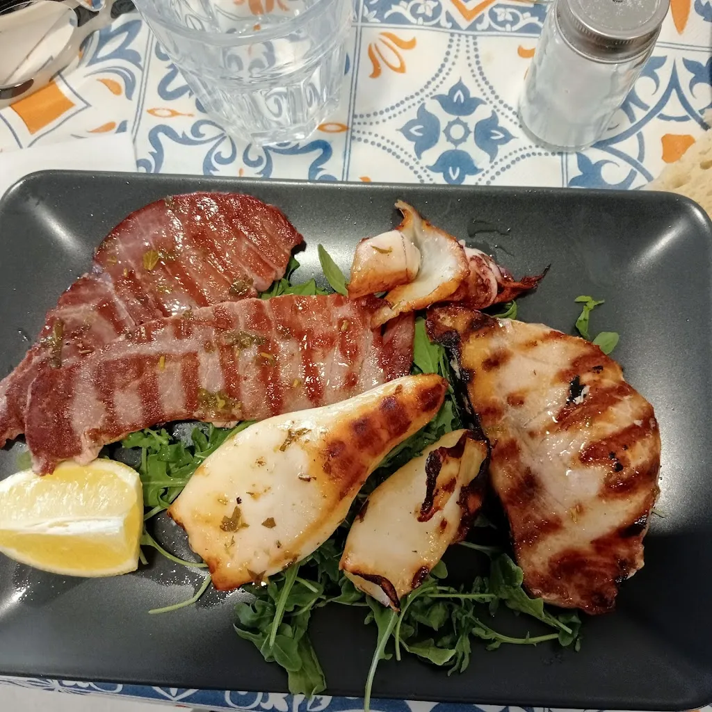 Ristorante Pizzeria Bar Mediterranea_Celleno_slider_image_2