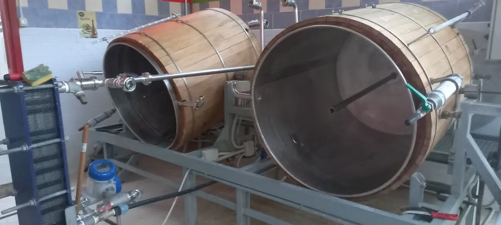 Pina Spina_Birrificio Eureka_Castrocielo_review