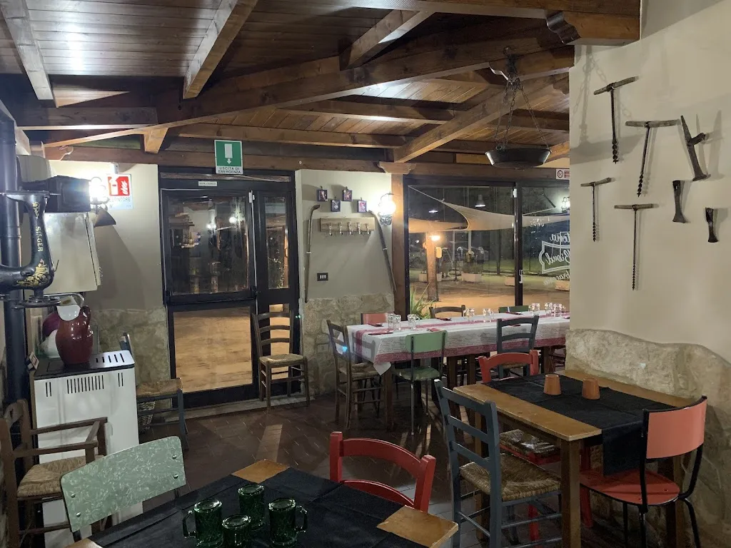 Trattoria Braceria Gliu Biond restaurant in Castrocielo