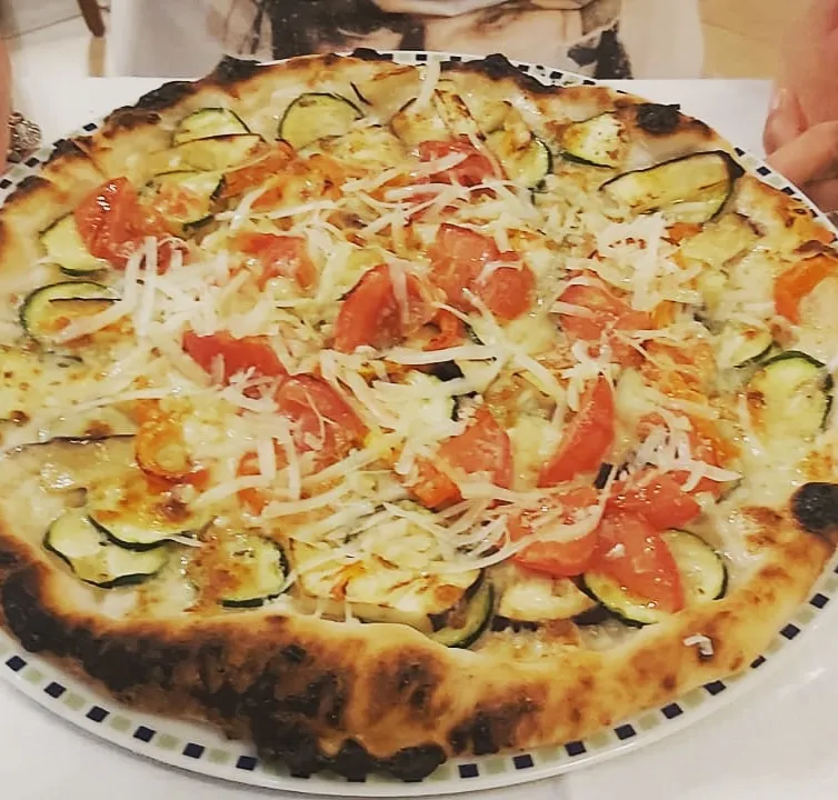 Antonio Di Giacomo_Pizzeria Cozzolino_Avezzano_review