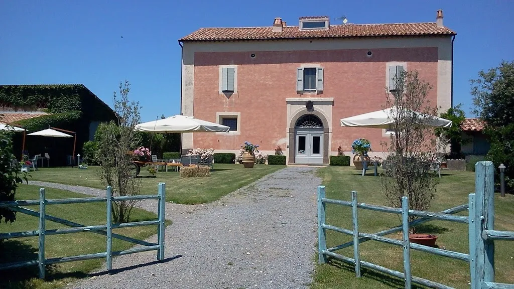 Agriturismo Casale Bonaparte restaurant in Cellere