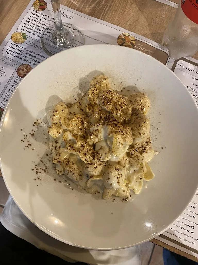 Jared Suker_Taverna Etrusca_Cellere_review