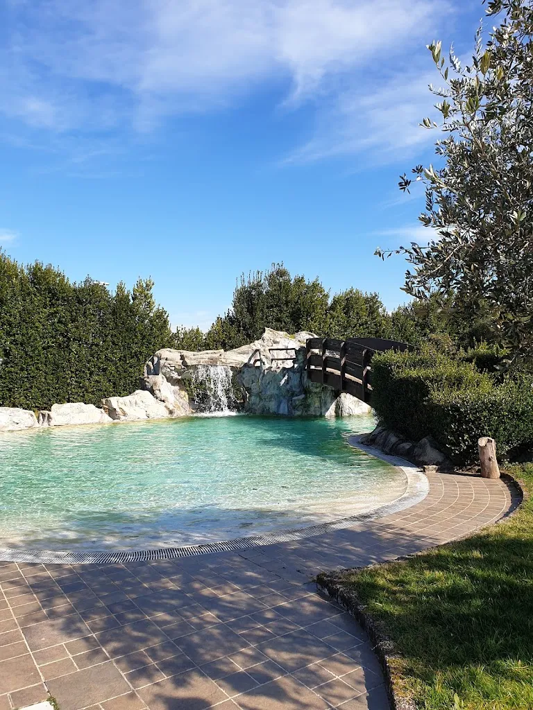 Davide Eramo_La Corte Del Casale_Cerquotti-Madonna del Piano_review