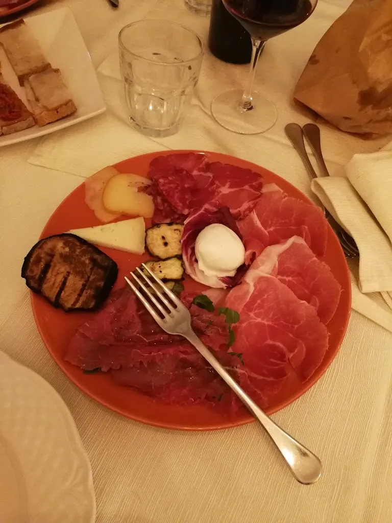 Marco Malizia_CaciOsteria_Cerquotti-Madonna del Piano_review