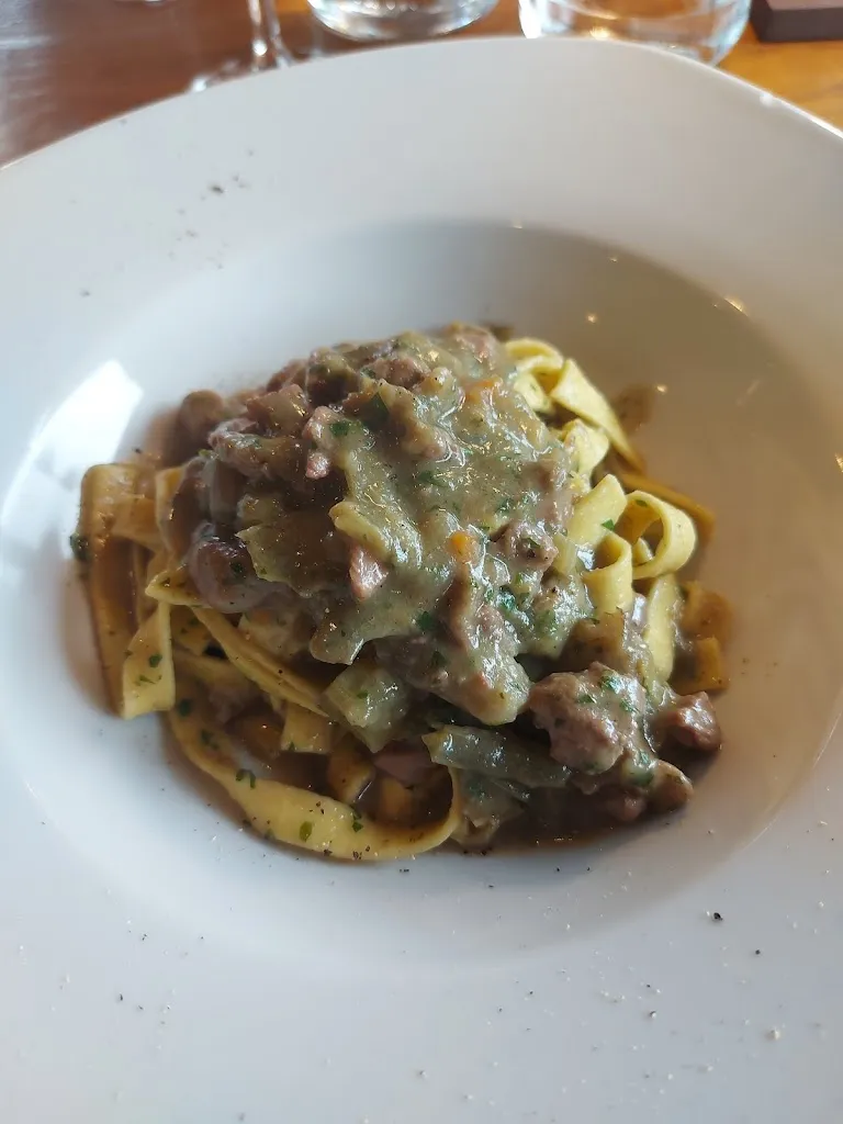 Emiliana Stabile_Damatrà Ristogrill_Cerquotti-Madonna del Piano_review