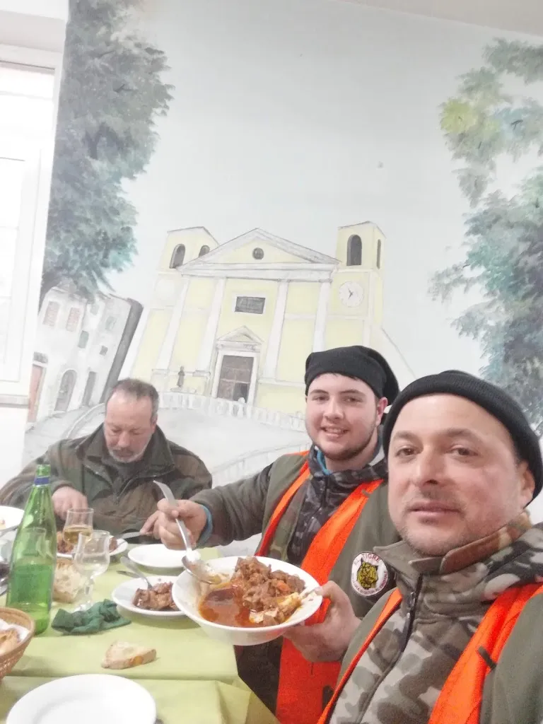 Ristorante Da Ninetto Al Boschetto Di Fabrizi Maria Salome_Cerquotti-Madonna del Piano_slider_image_3