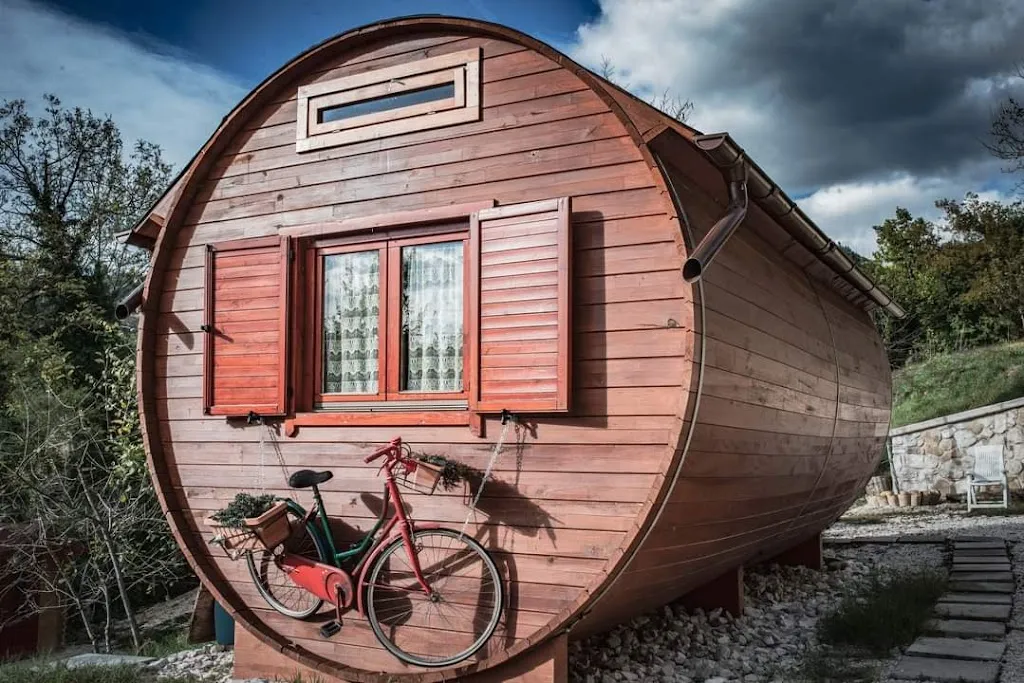 AGRITURISMO BIO-OLISTICO ROSSO LAMPONE restaurant in Cerreto Laziale