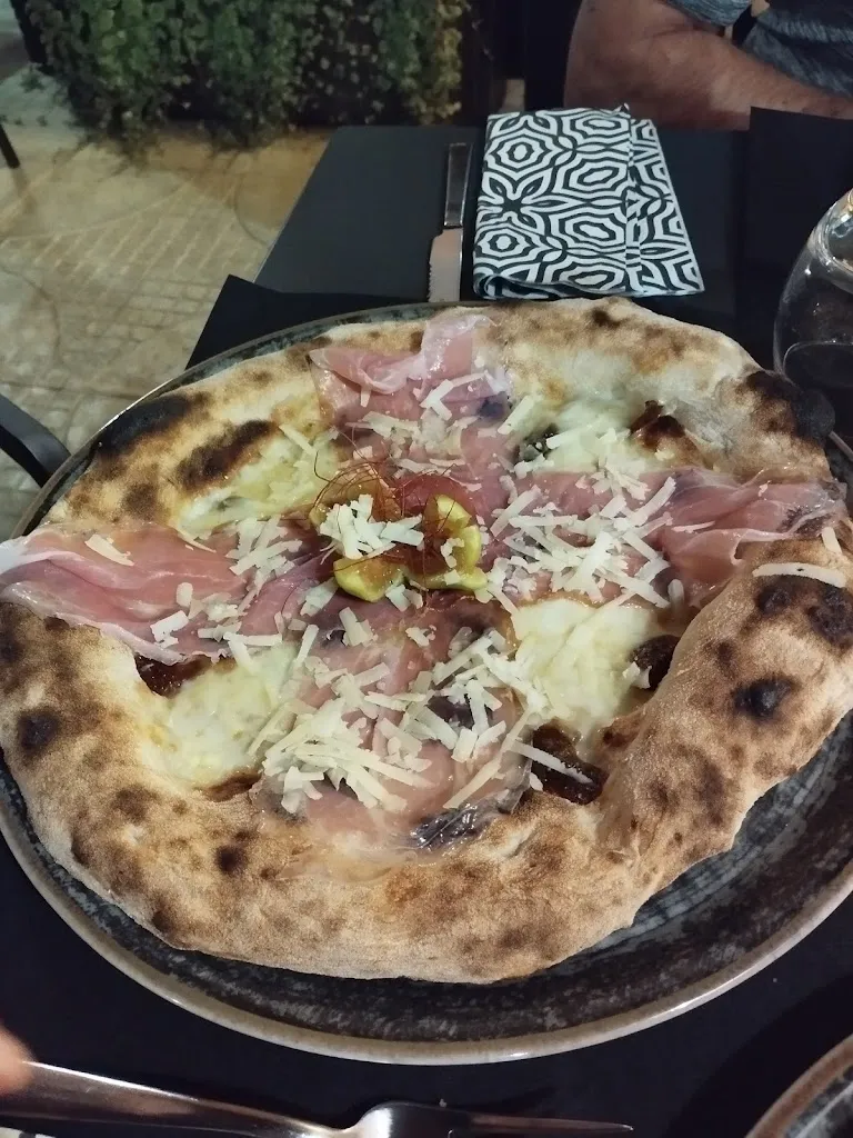 Albina Vertlib_Pizzeria Friggitoria Artigianale Bella 'Mbriana_Sulmona_review