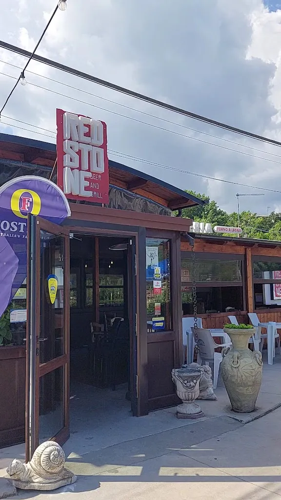 Bar - Ristopub - Pizzeria "Red Stone" restaurant in Ceccano