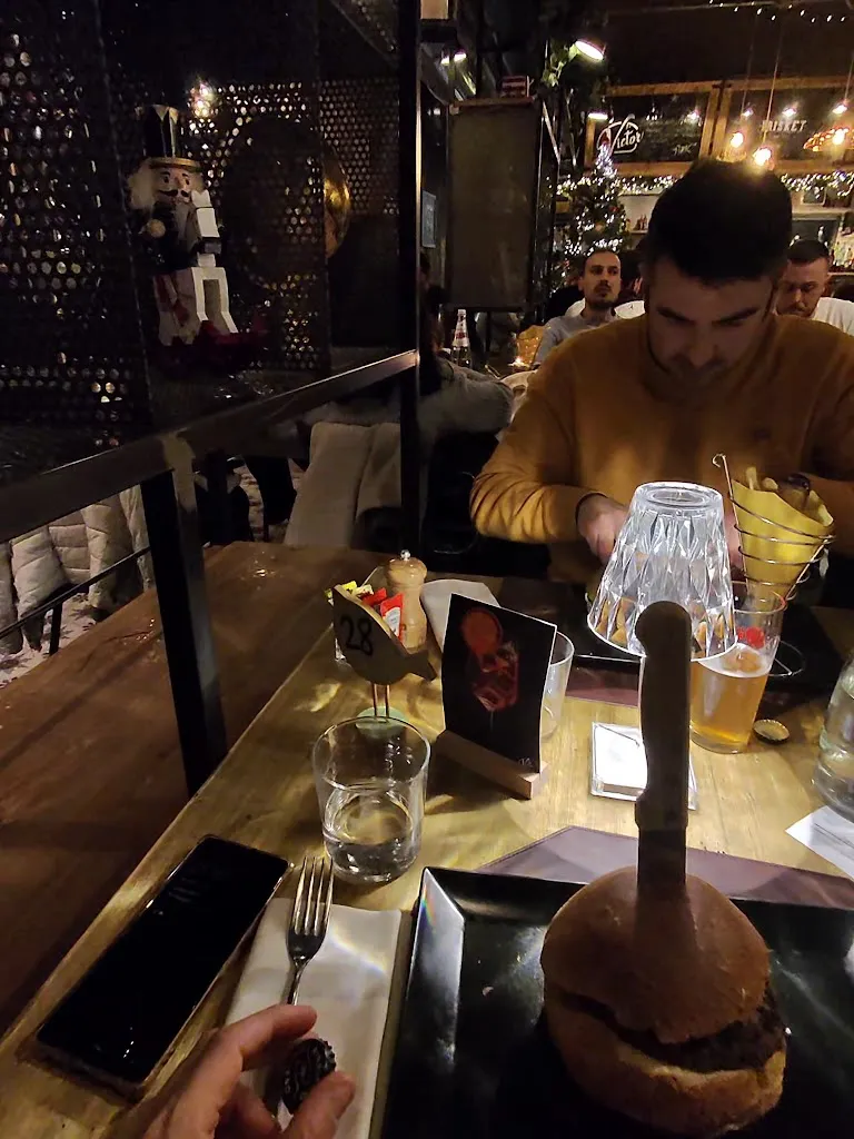 Victor Steak House_Cesano_slider_image_2