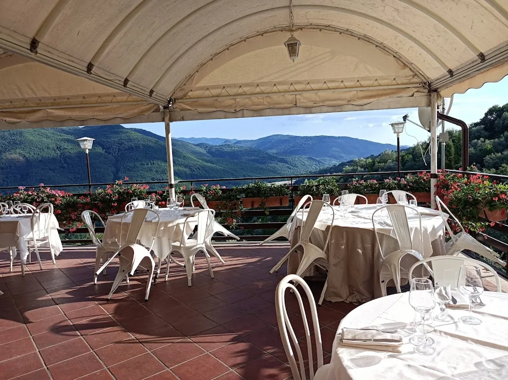 Katherine Beattie_Ristorante Pensione L'Oliveto_Cineto Romano_review