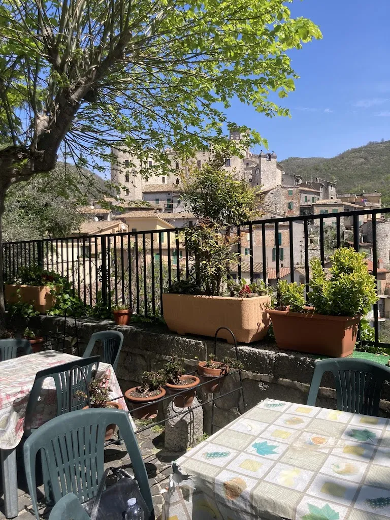 Pane E Pizza Antichi Sapori restaurant in Cineto Romano