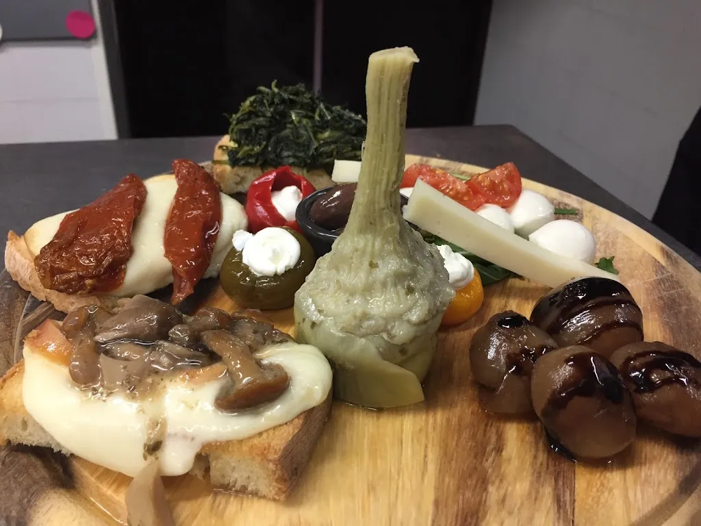 Ristorante da Erminio alla Ghiacciaia_Civita Castellana_slider_image_3