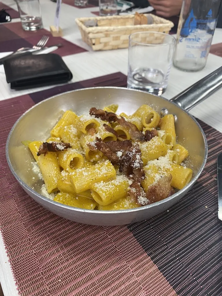 María Isabel Subía_L'aquila Trattoria pizzeria_Civita Castellana_recensione