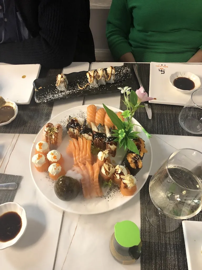 Veronika Skalotska_SUSHI LE DEYI_Cerveteri_review
