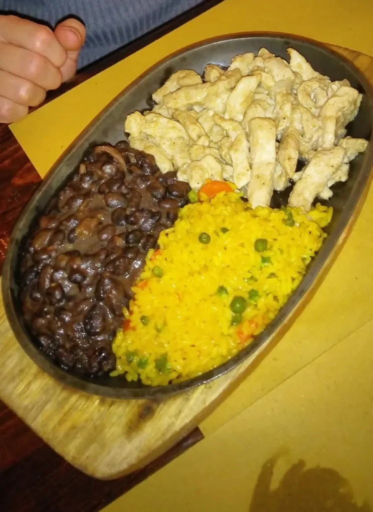 Cecco Fulltimer_Quetzal Cafe'_Cerveteri_review