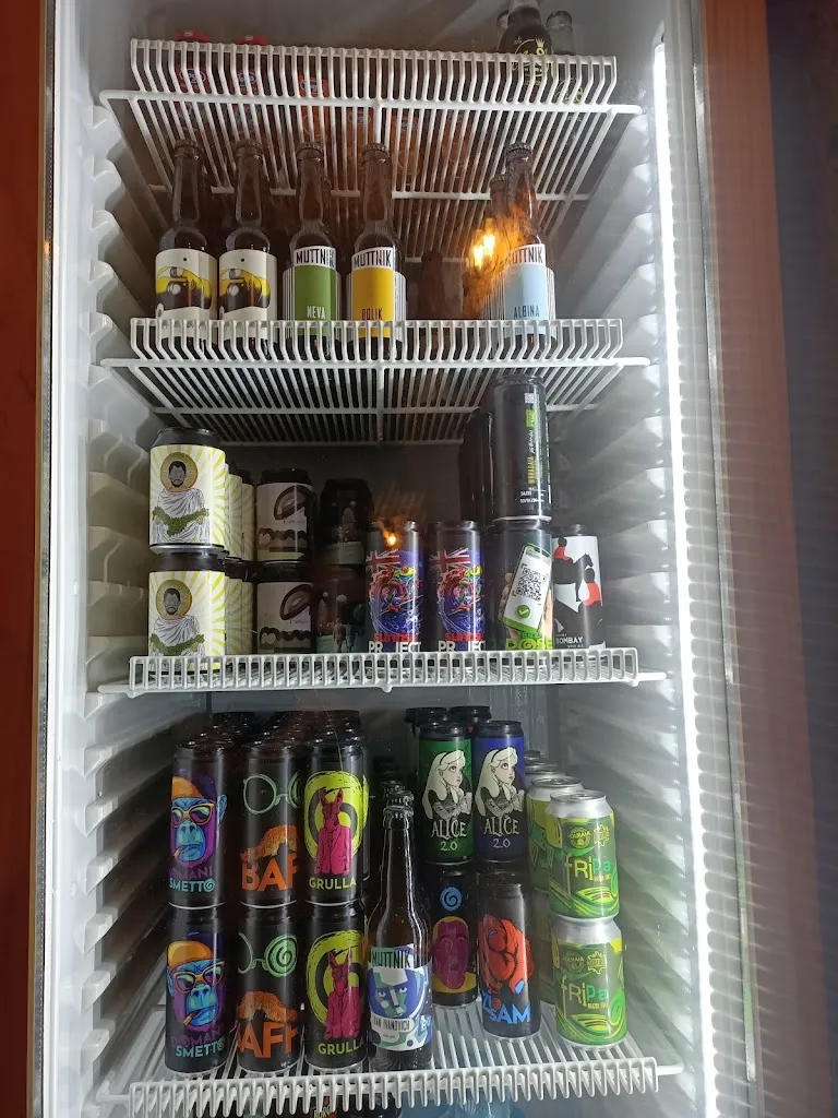 Marco De angelis_La Grotta_Cerveteri_review