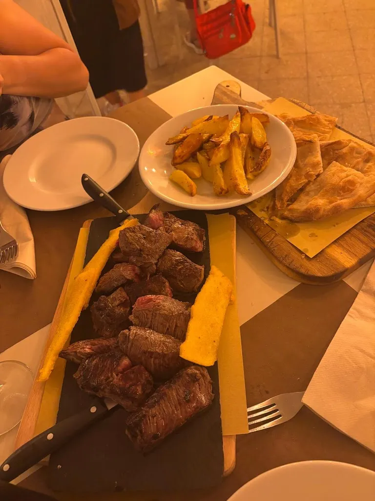 Elena Grieco_Terra Nugas_Cerveteri_review