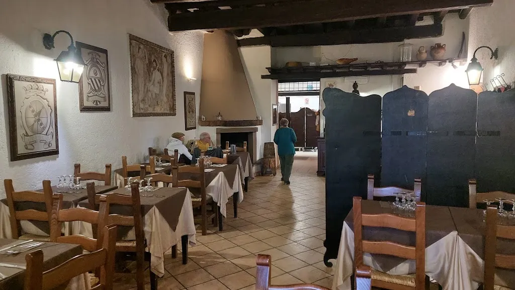 Trattoria La Rocca restaurant in Cerveteri