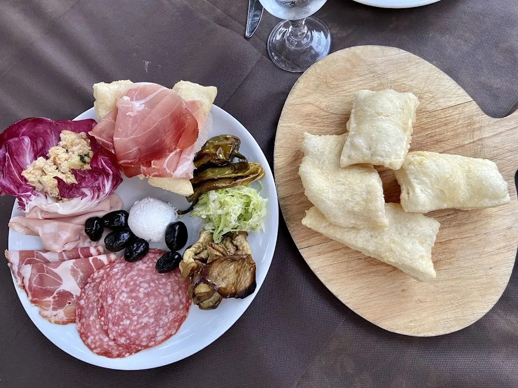 Trattoria La Rocca_Cerveteri_slider_image_3