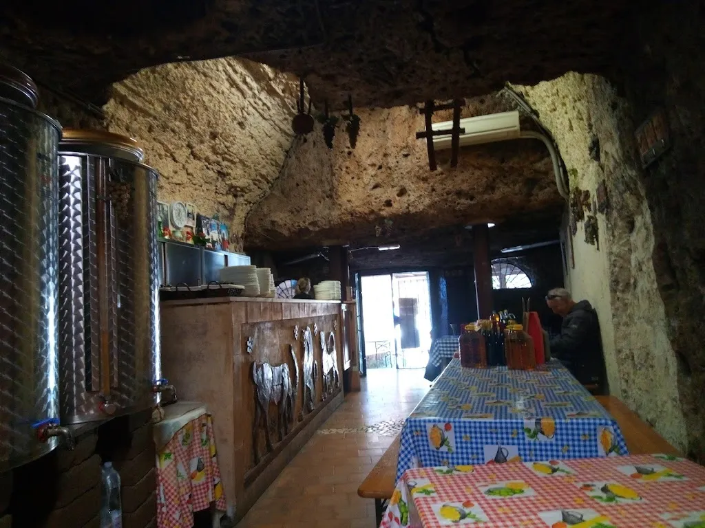 Fraschetta tontini restaurant in Cerveteri