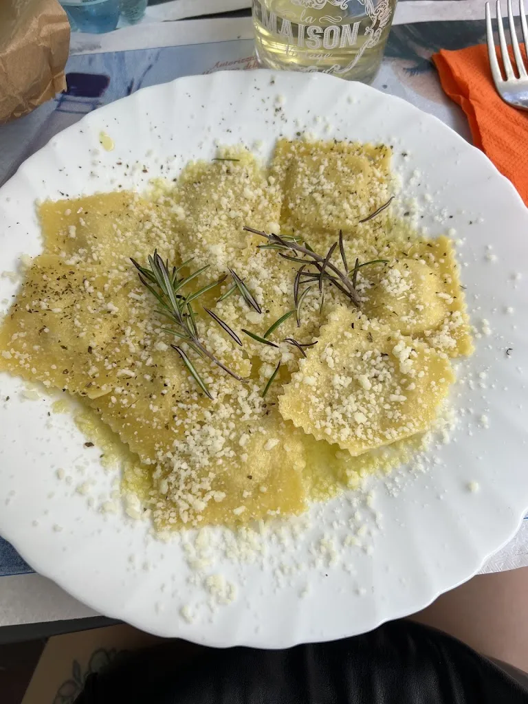 Liselotte B_Fraschetta Rivisitata L'ADE_Cerveteri_review