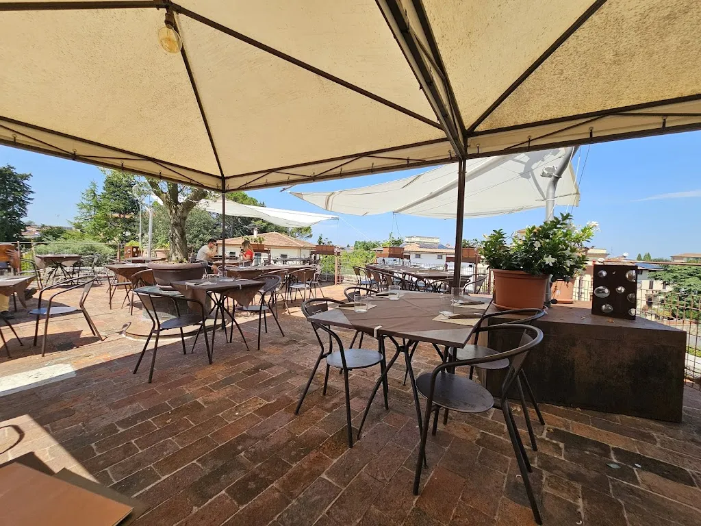 Portanova Hosteria Enoteca_Colle del Pino_slider_image_3