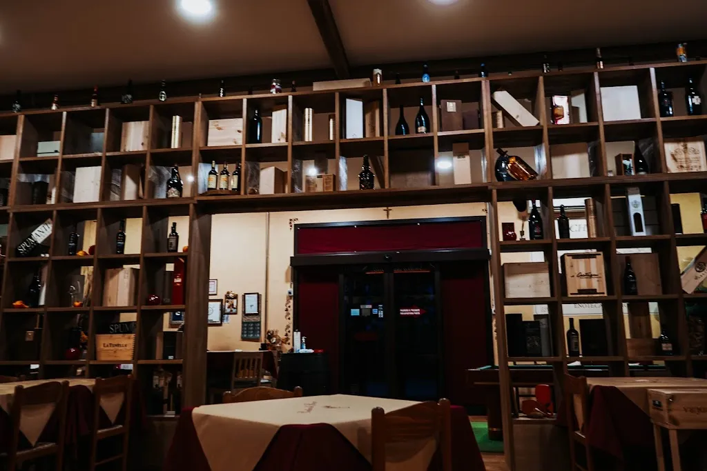 Enoteca Del Bricco_Cisterna di Latina_slider_image_1