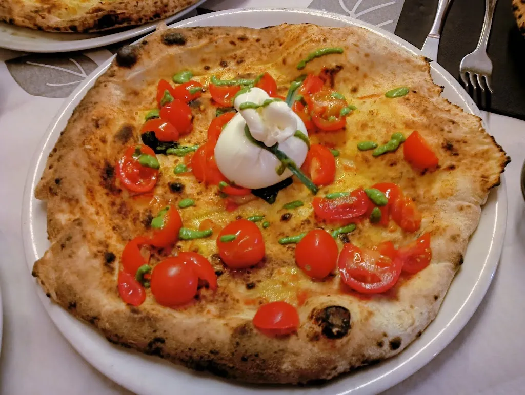 Simone Icolaro_Piennolo Rosso_Cisterna di Latina_review