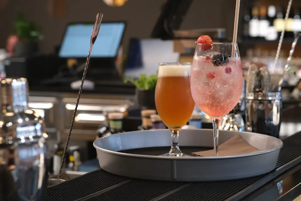 LOCAL 7 FOOD DRINKS MUSIC_Cisterna di Latina_slider_image_2