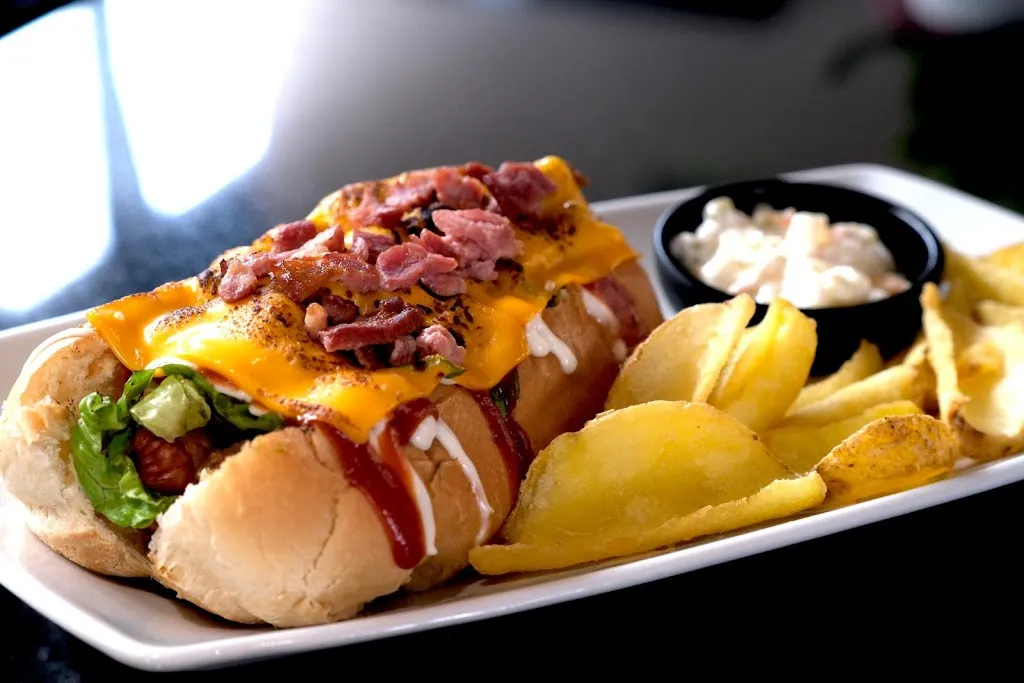 LOCAL 7 FOOD DRINKS MUSIC_Cisterna di Latina_slider_image_3