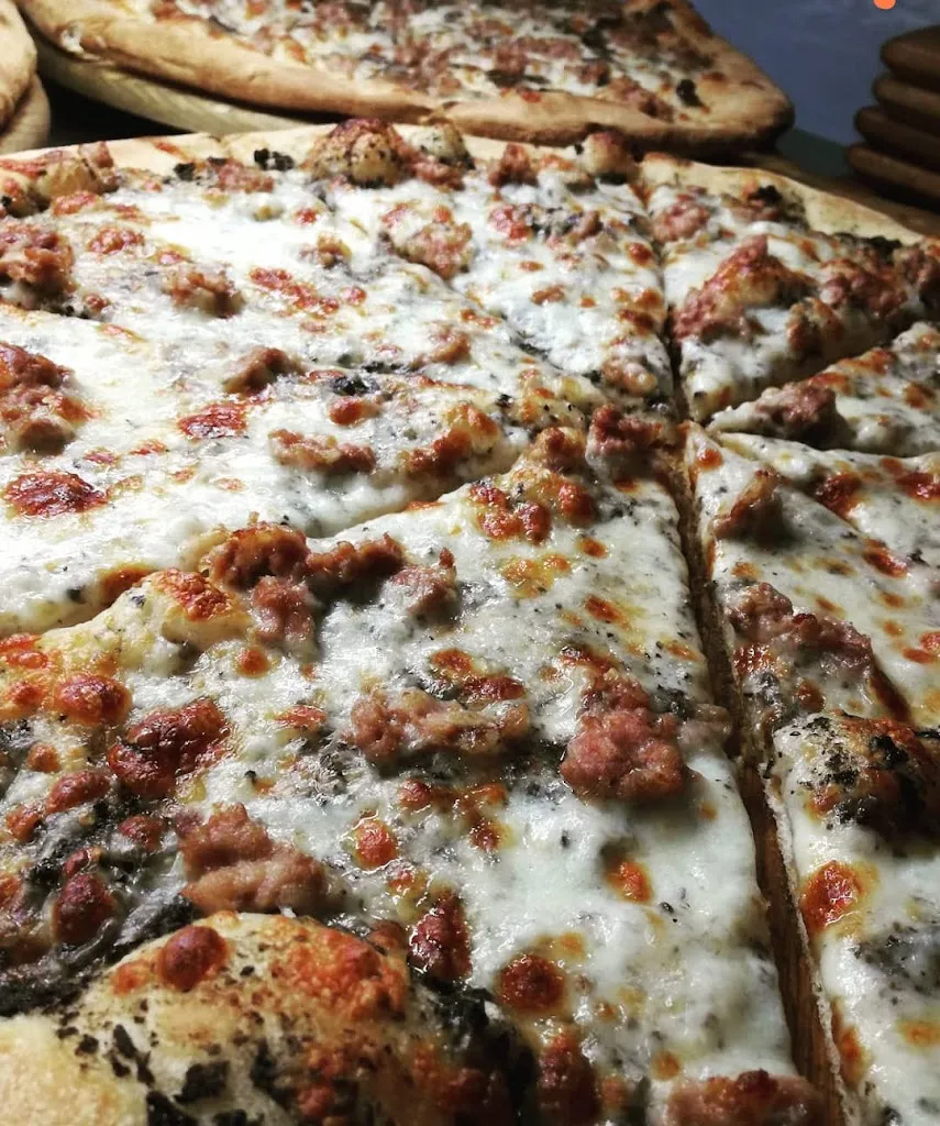 La Piazzetta - Pizzeria - Piadineria_Sulmona_slider_image_2