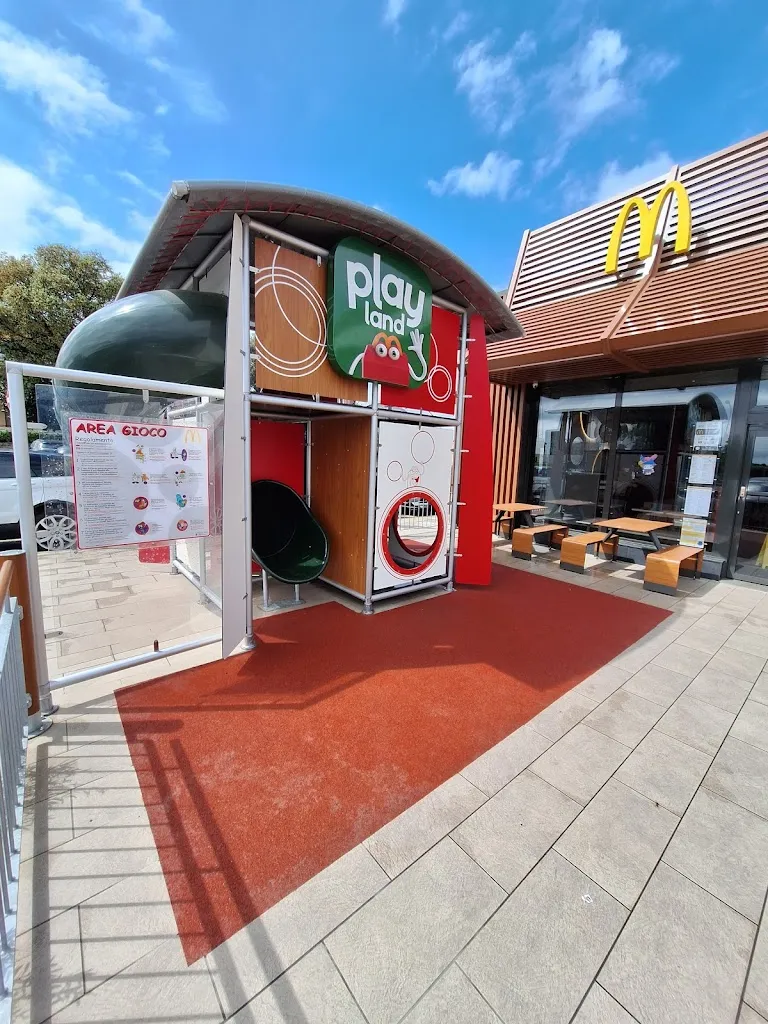 McDonald's Cisterna di Latina restaurant in Cisterna di Latina