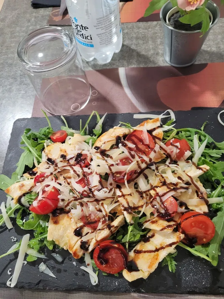 Grazia_Mascagni WINEBAR pizzeria_Cisterna di Latina_recensione