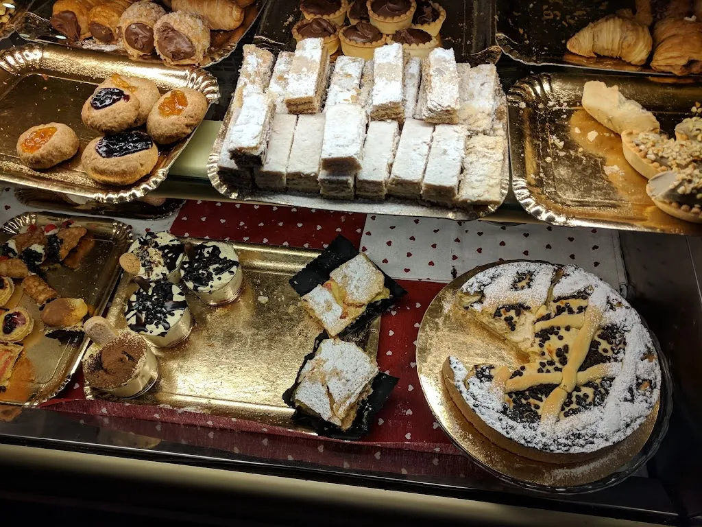 Niels McEvoy_Giardini da Eraldo | Bar, Pizzeria, Pasticceria_Sulmona_review