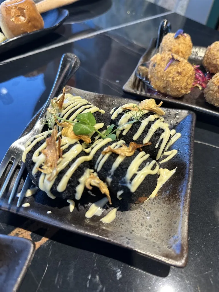 Ricardo Takamitsu_Love Truffles_Colle Mainello_recensione