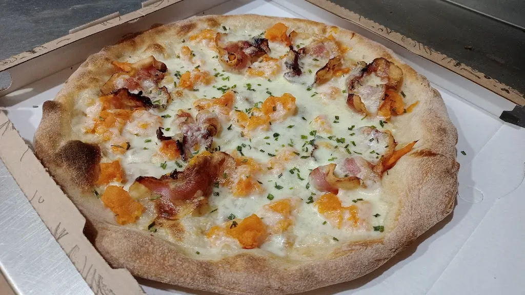 Muccu de Pizza_Colle Mainello_slider_image_2