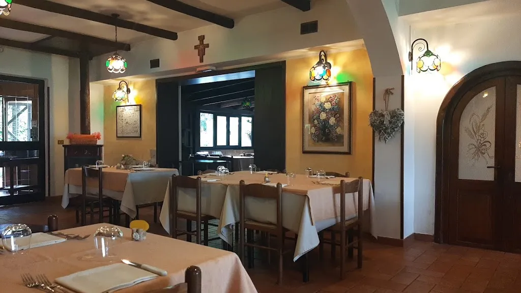 Azienda Agrituristica Ippoliti Stella restaurant in Configni