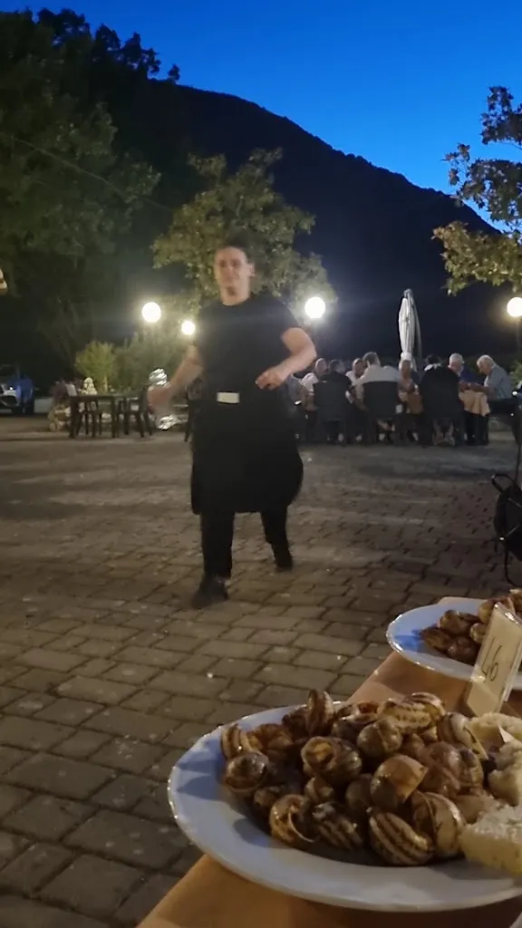 Azienda Agrituristica Ippoliti Stella_Configni_slider_image_2